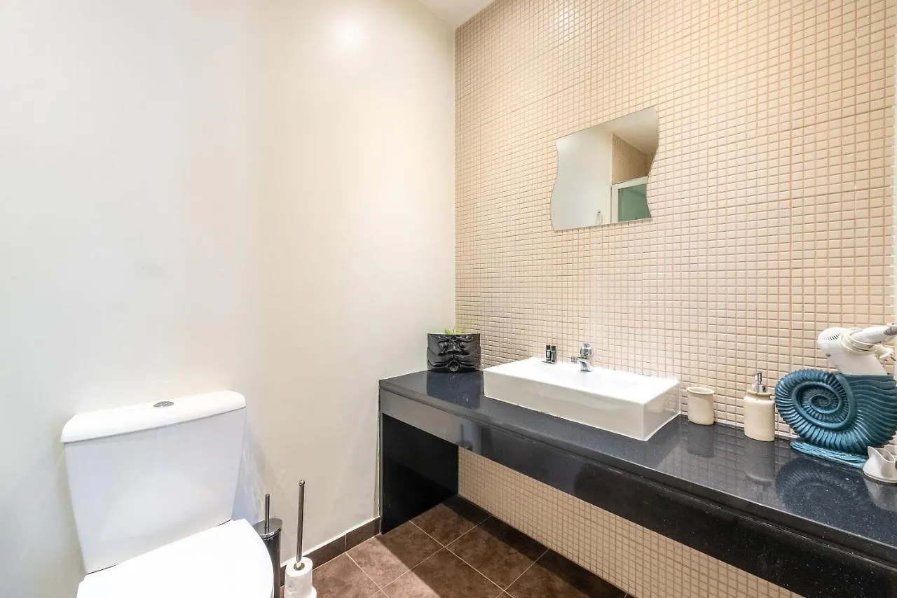 Hotel Happy At Chiado Lisbona Affittacamere