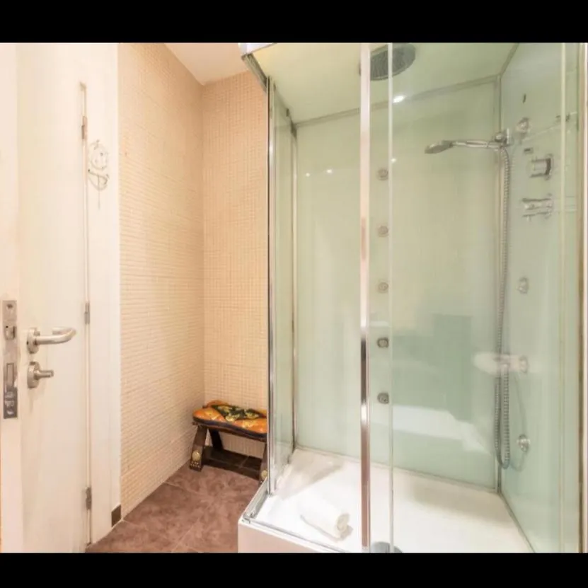 Hotel Happy At Chiado Lisbona
